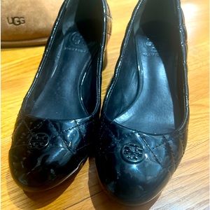 Tory Burch size 5 1/2 Black blocked heel.